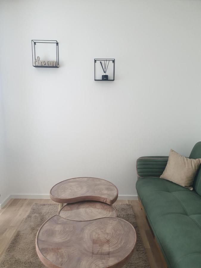Apartman Viktoria Tuzla Exteriér fotografie