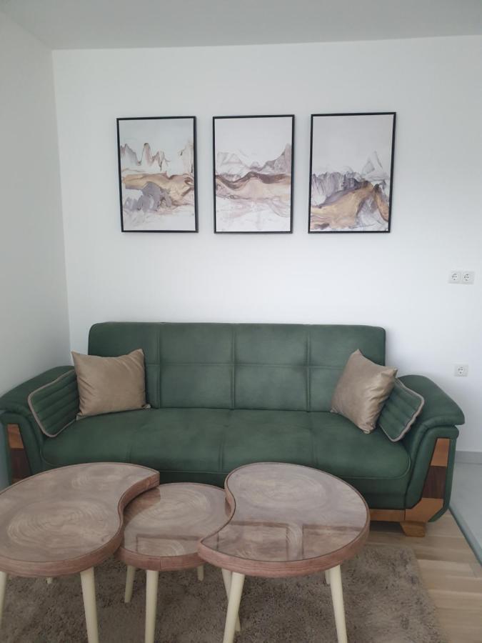 Apartman Viktoria Tuzla Exteriér fotografie