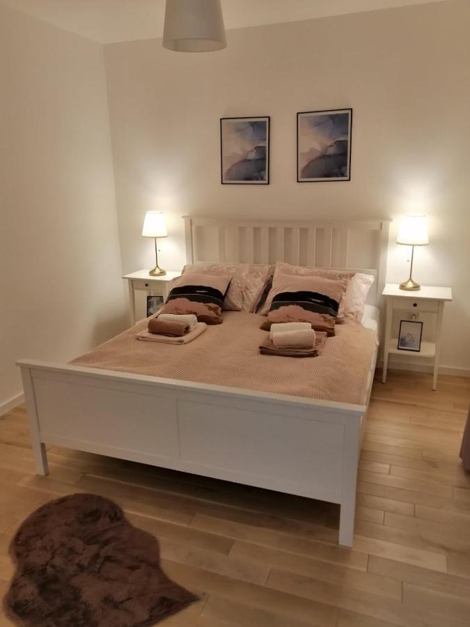Apartman Viktoria Tuzla Exteriér fotografie